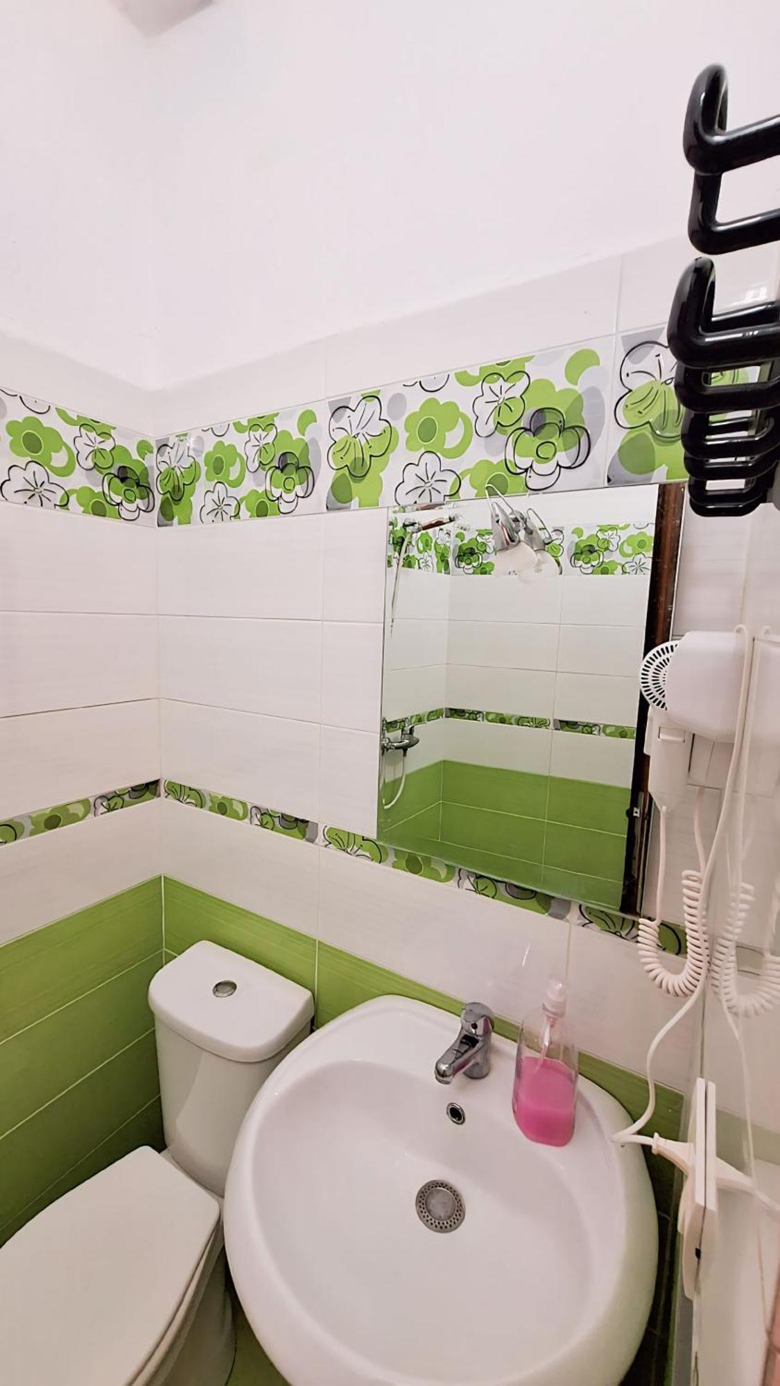Guesthouse Alvaro Kadiu Berat Buitenkant foto